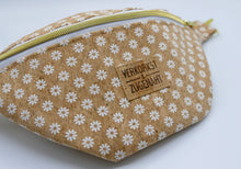 Lade das Bild in den Galerie-Viewer, Bauchtasche Daisy