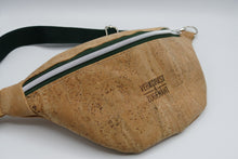 Lade das Bild in den Galerie-Viewer, Bauchtasche Uni Silber