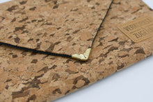 Lade das Bild in den Galerie-Viewer, Clutch
