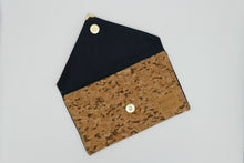 Lade das Bild in den Galerie-Viewer, Clutch